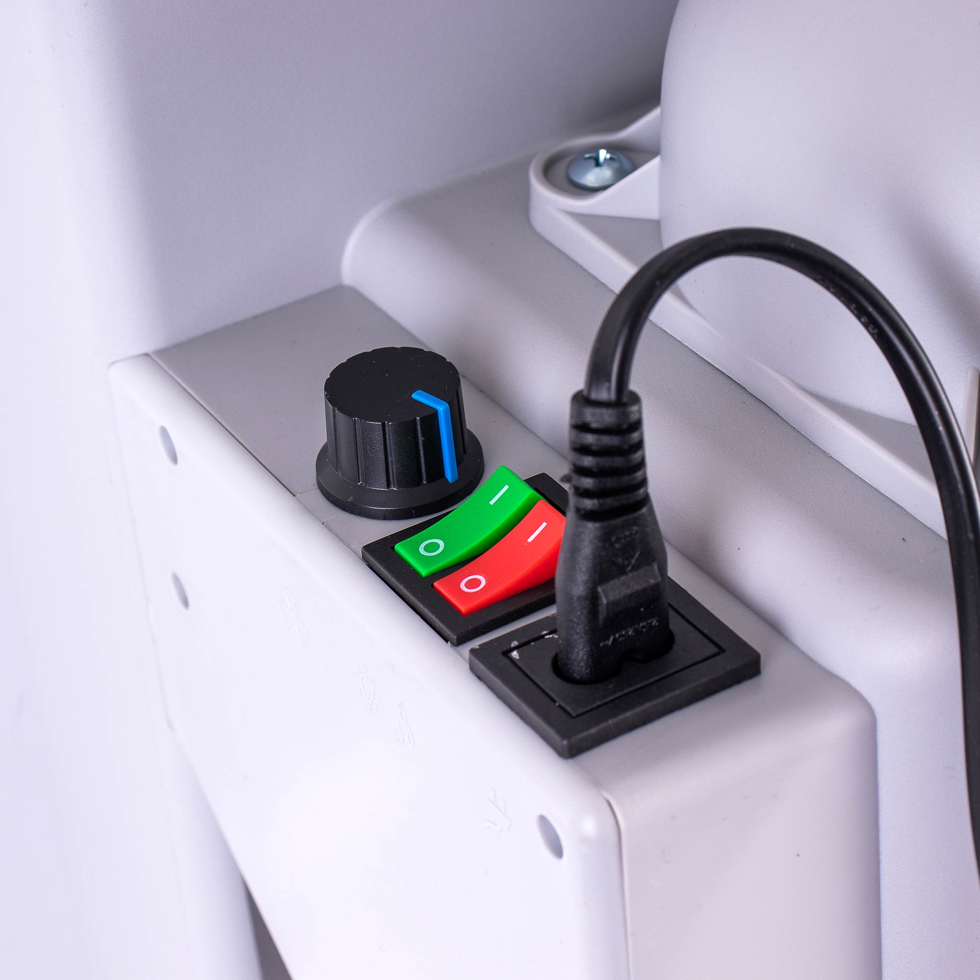 Modelovací kabina - Stříkací box HS-E600 - s osvětlením LED, s ventilátorem, rotačním stojanem a vodní clonou - pro airbrush modeláře